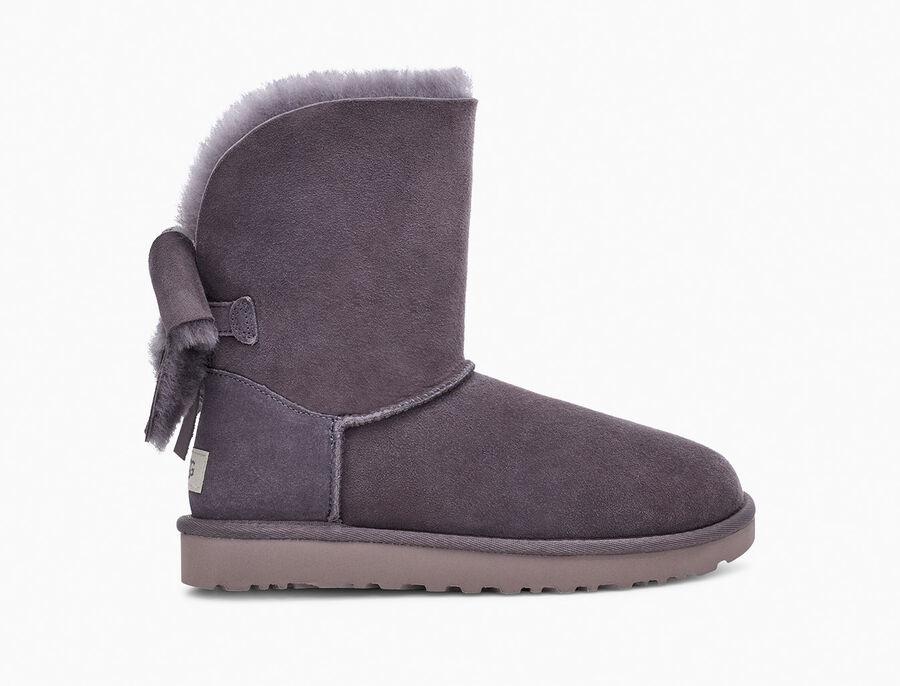 Classic Short Cuffed Bow