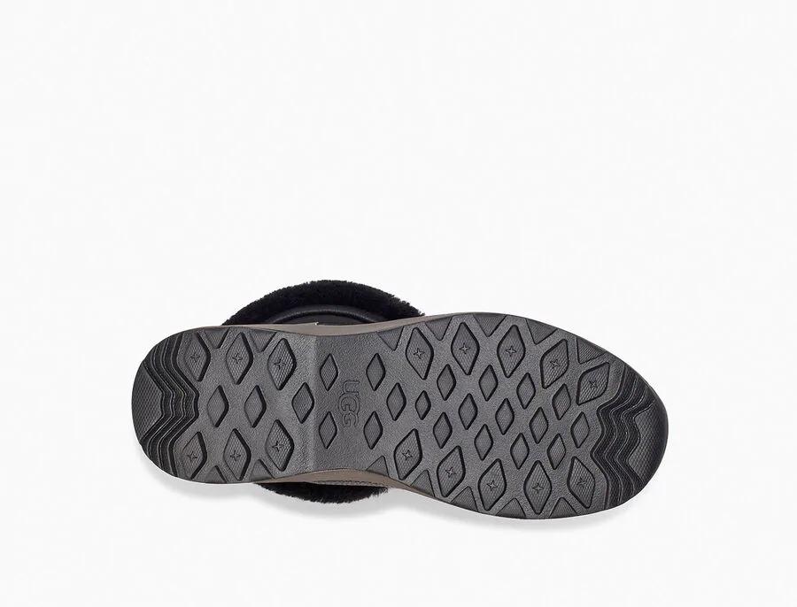 Adirondack III Velvet Croc
