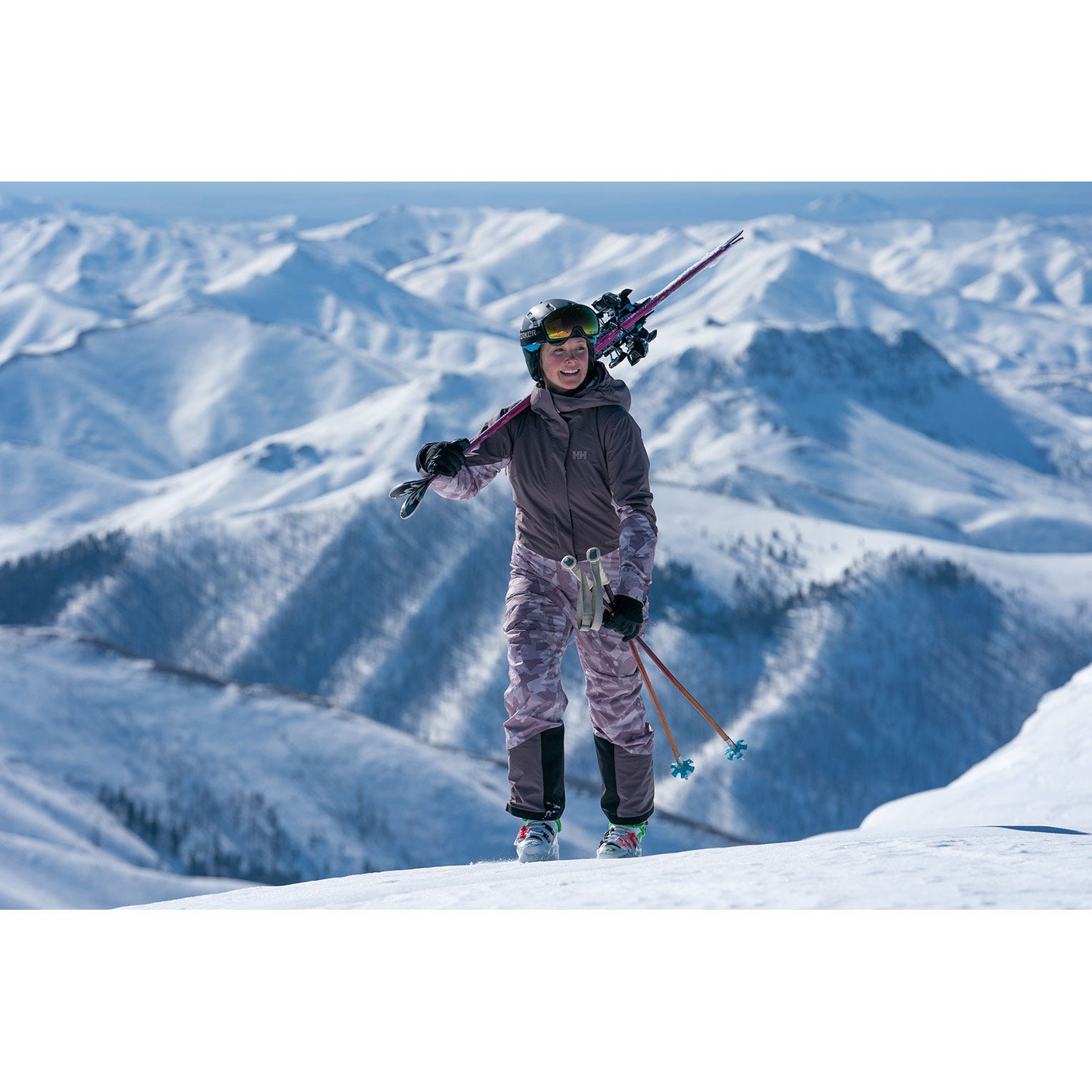 W MONO MATERIAL POWDER SUIT