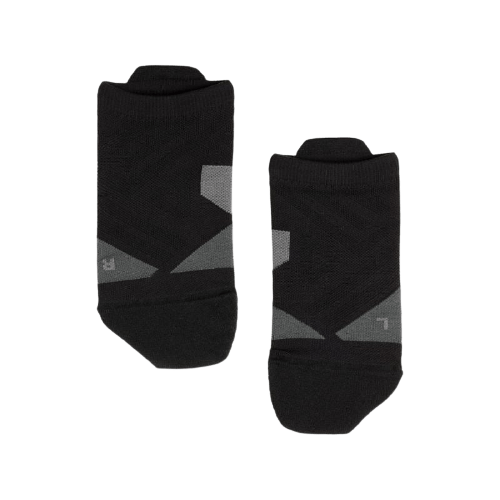 On Running Low Socks in Black | Shadow - Men's