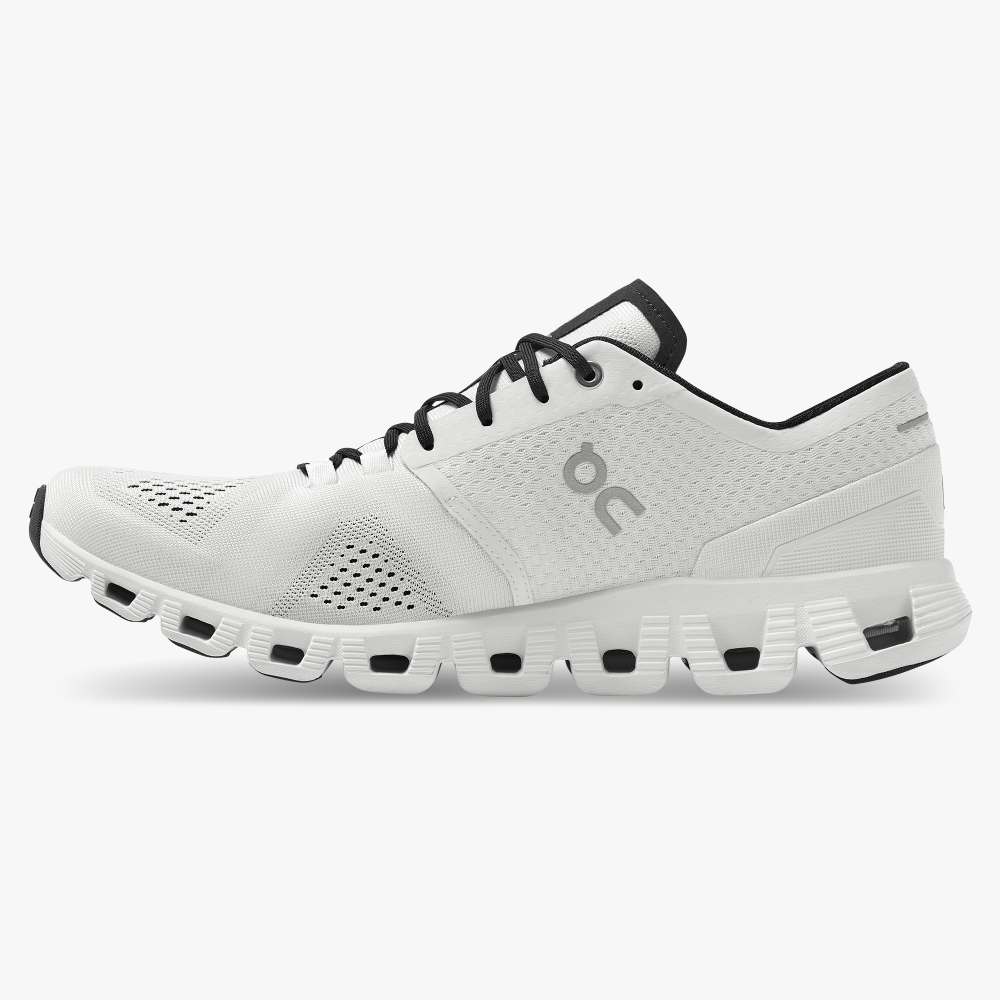 On Men's Cloud X Training Shoes - White/Black