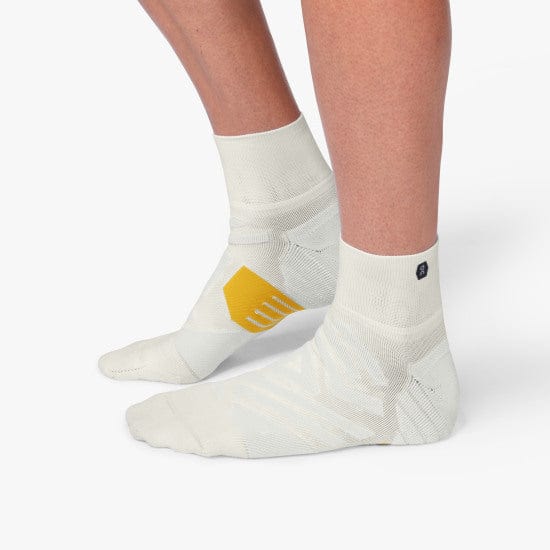 On Running Performance Mid Sock White | Ice - Women's