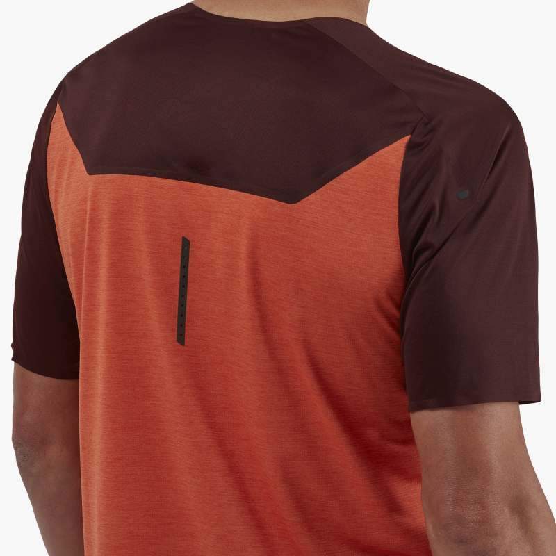 On Running Performance T in Mulberry & Spice - Men's