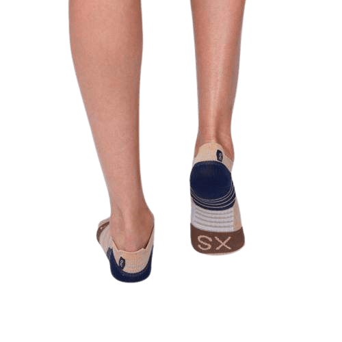 On Running Low Socks in Rosebrown | Grey - Women's