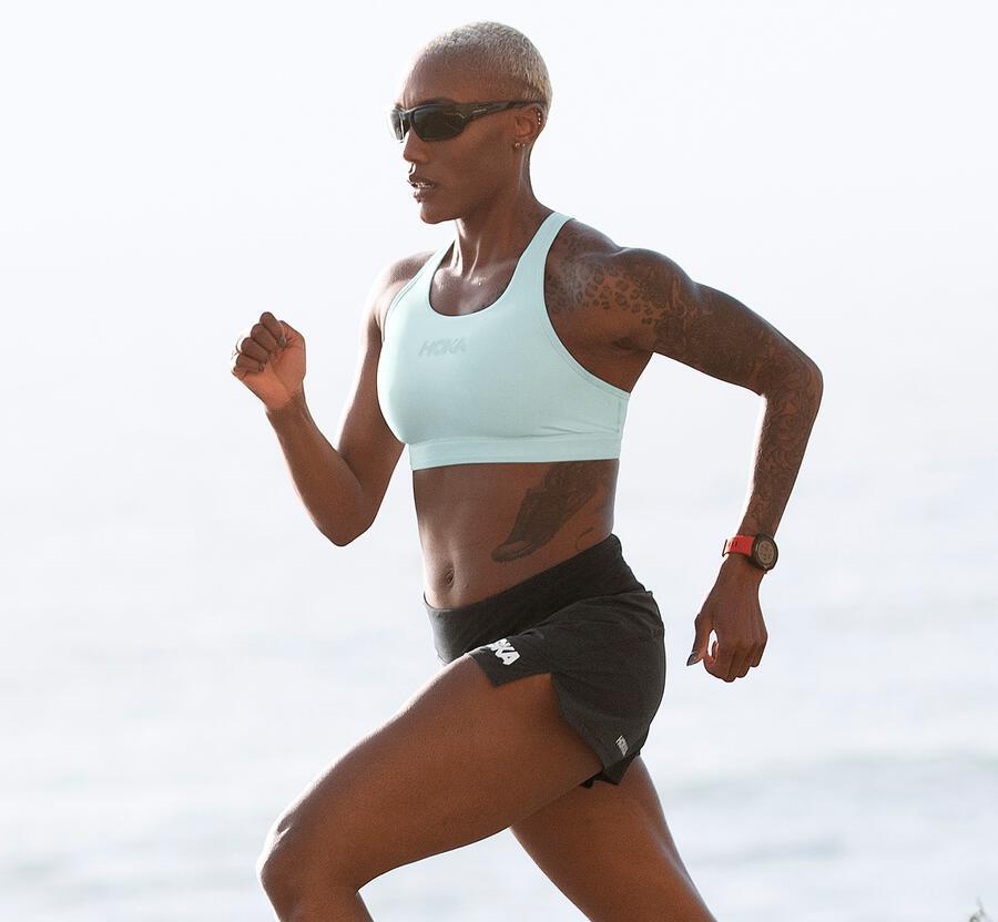 Women's Performance Woven 4 Short