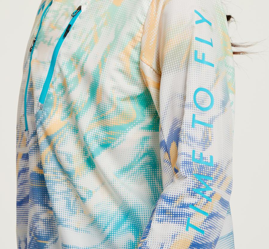 Women's Wind-Resistant Jacket