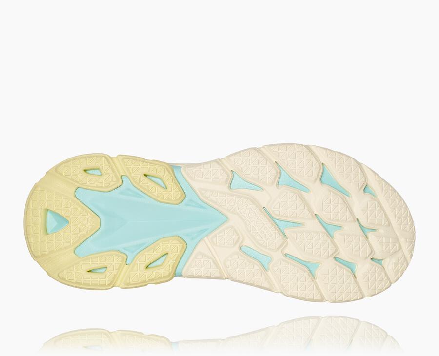 Women's Clifton Edge