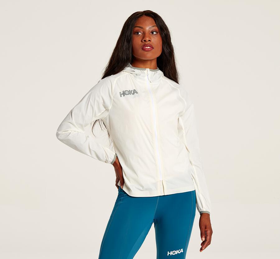 Women's Full-Zip Wind Jacket