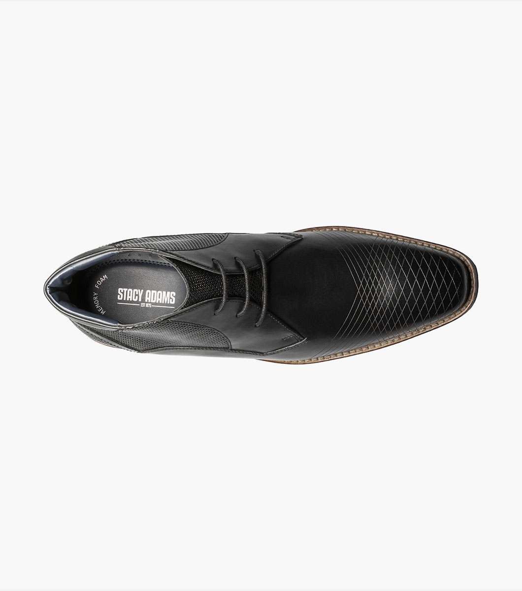 Jorah Plain Toe Laser Chukka Boot