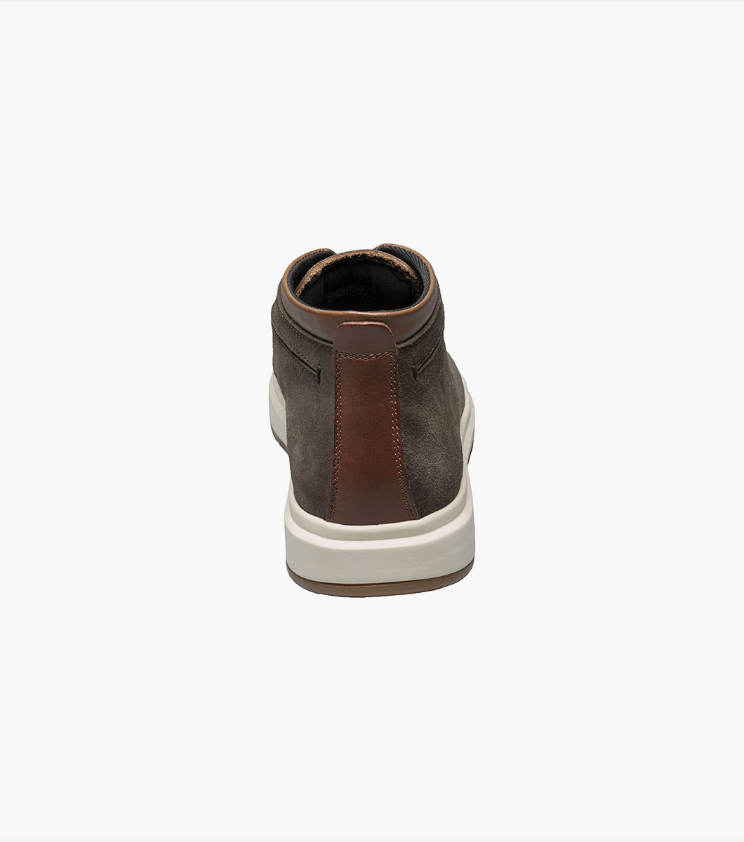 Corbin Plain Toe Chukka Boot