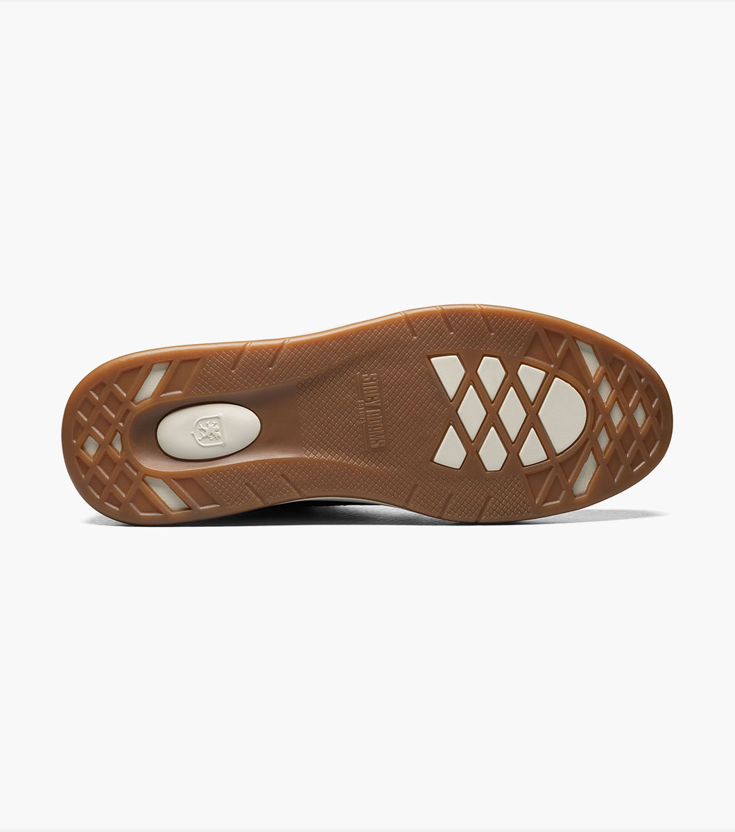 Corbin Plain Toe Chukka Boot