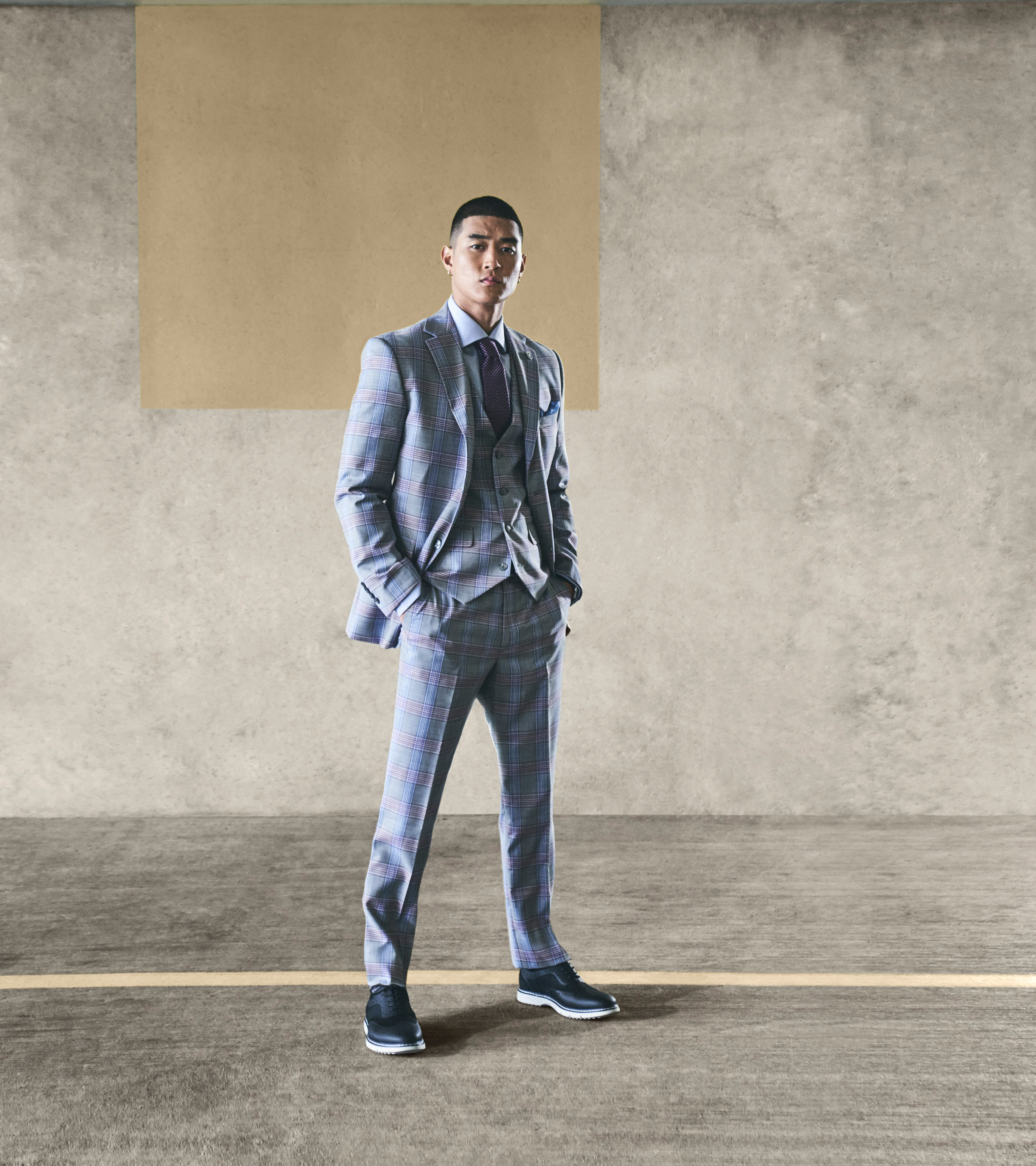 Summit Wingtip Lace Up