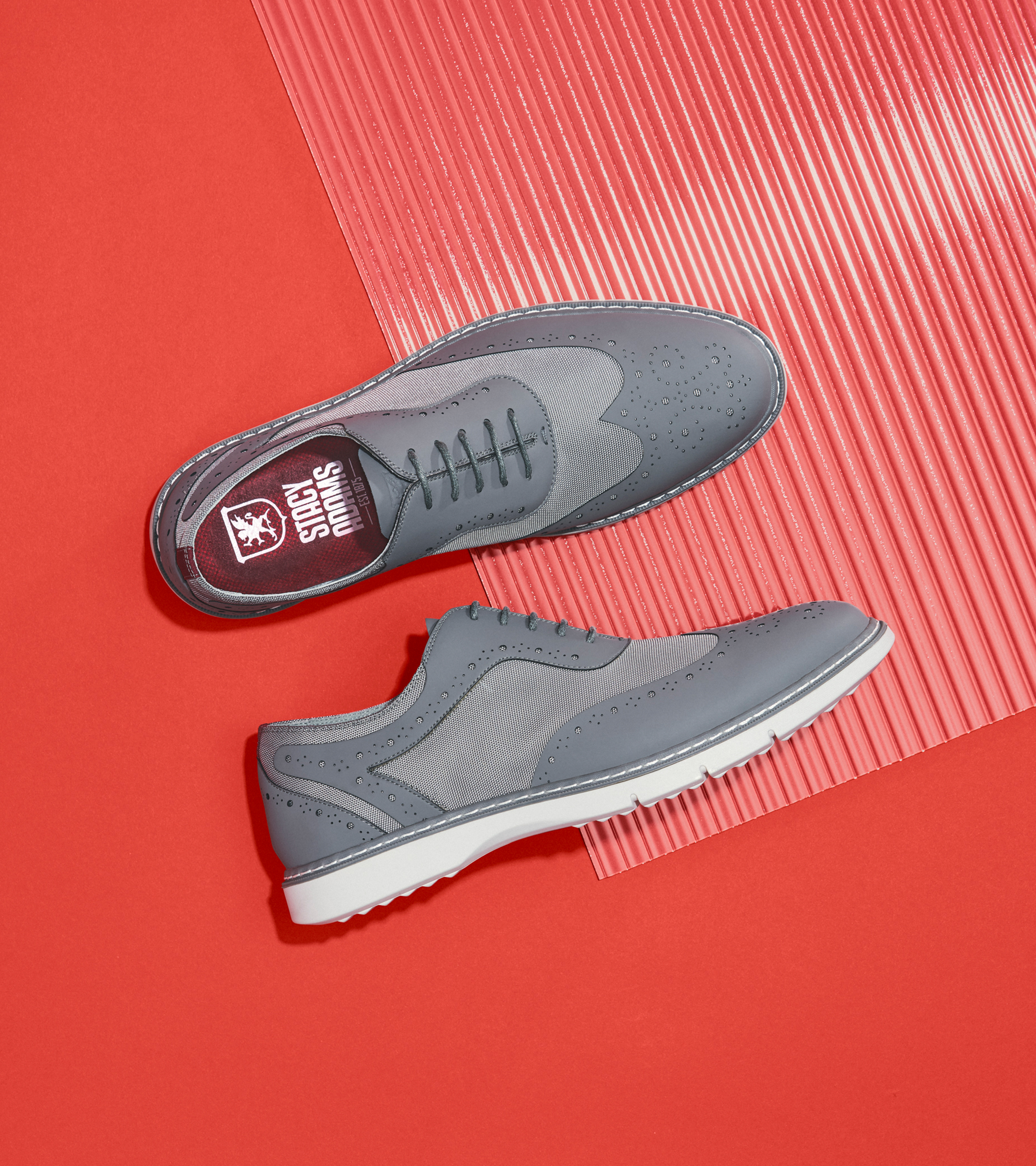 Summit Wingtip Lace Up