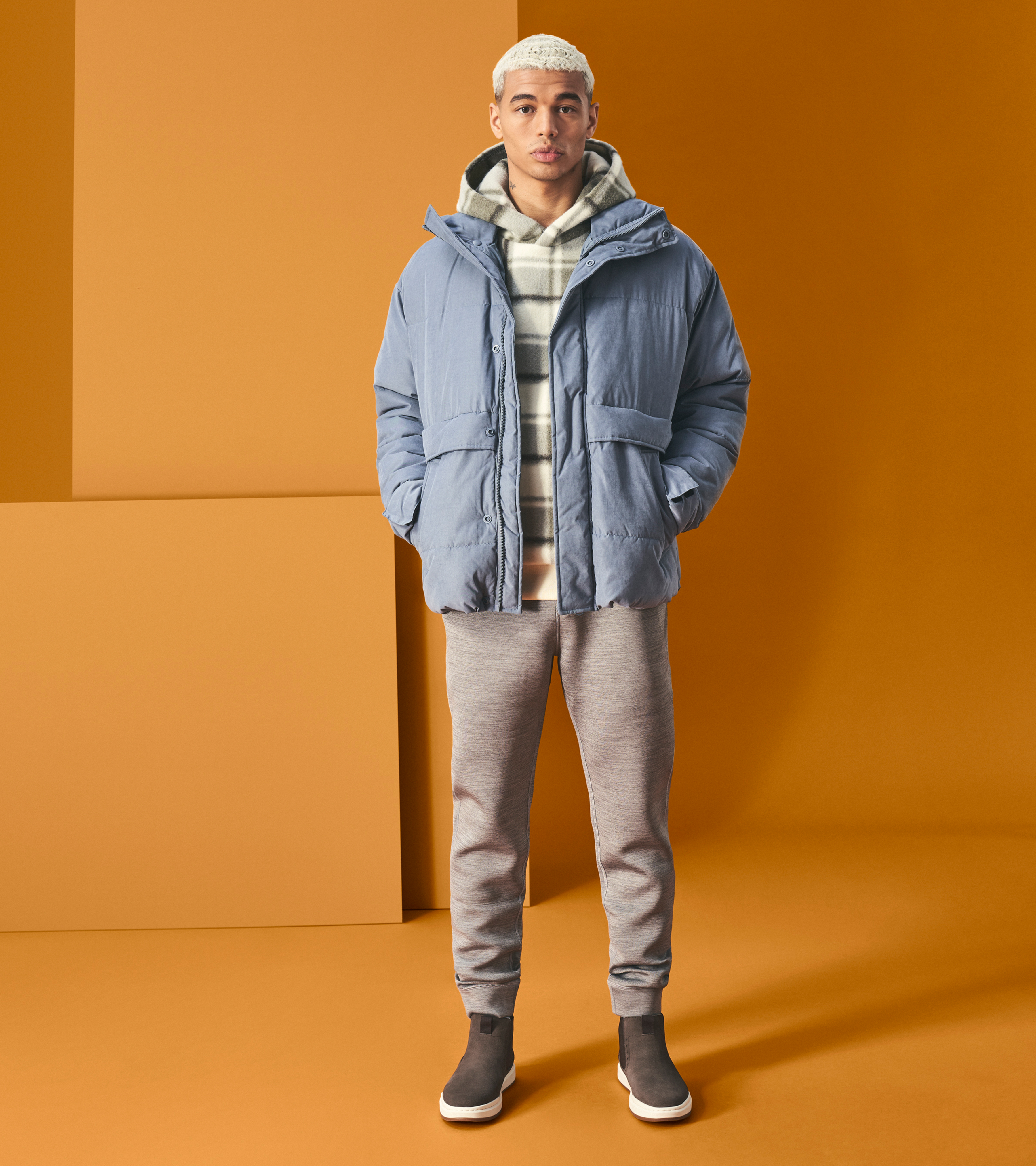 Cooper Plain Toe Chelsea Boot