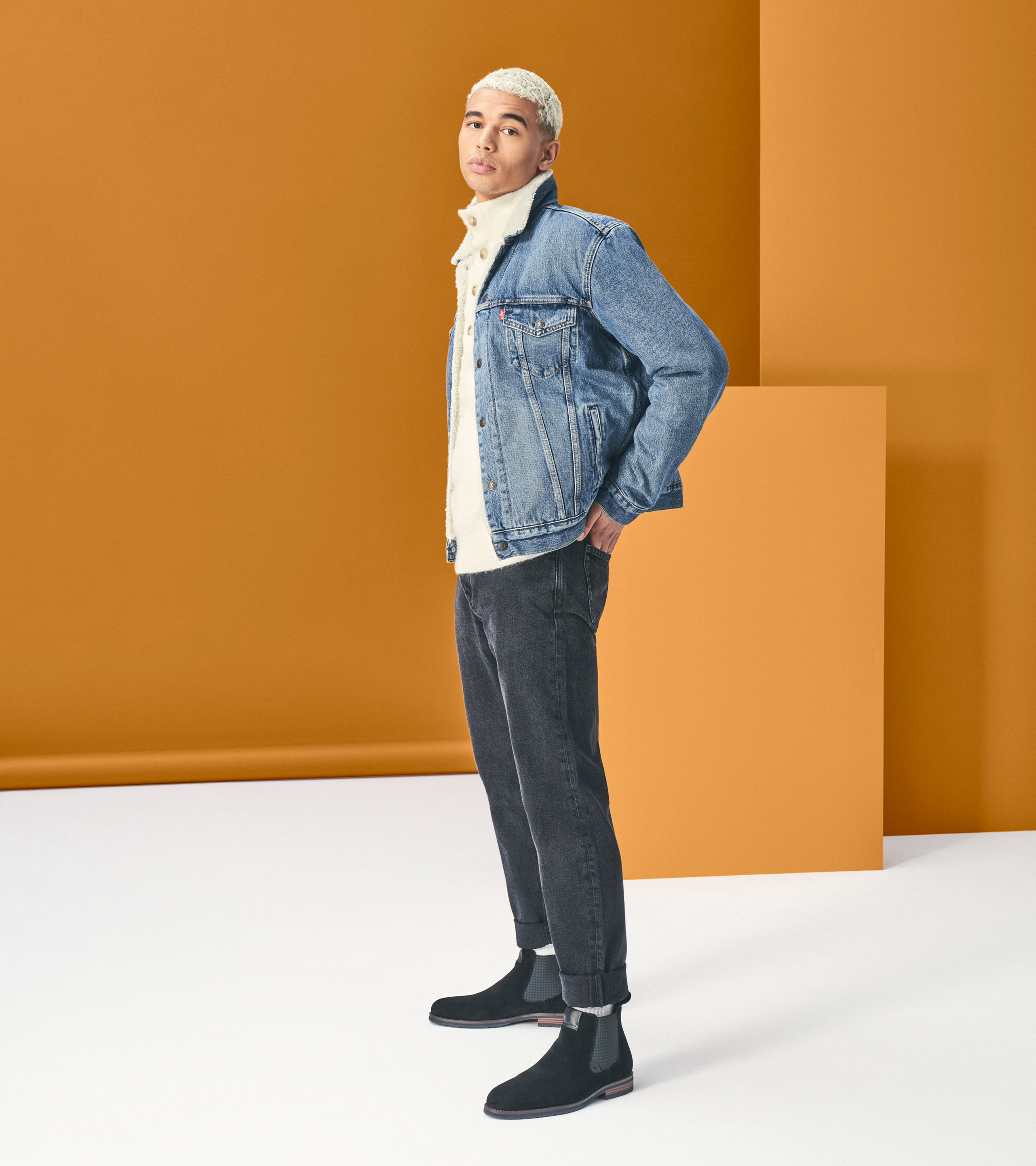 Osgood Plain Toe Chelsea Boot