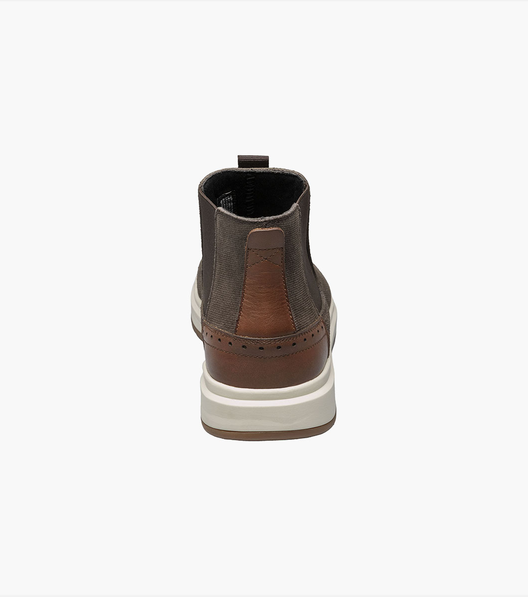 Cooper Plain Toe Chelsea Boot