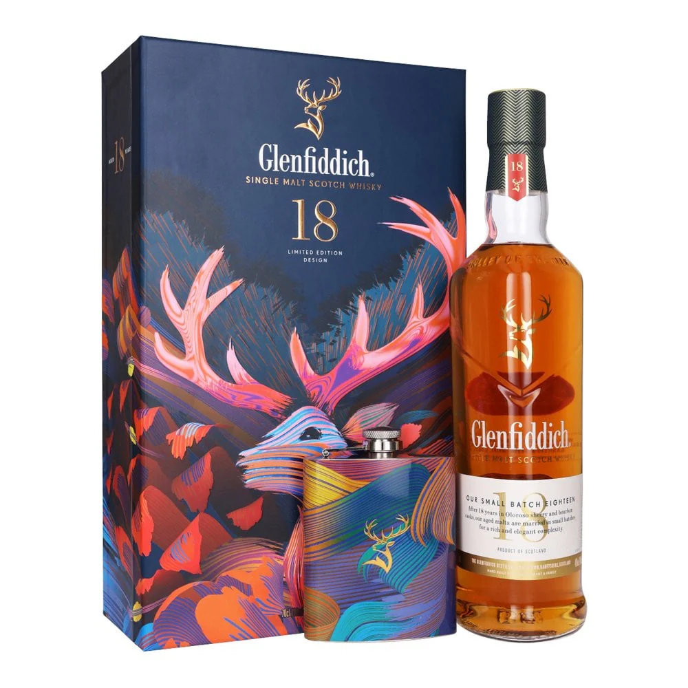 Glenfiddich 18 Year Single Malt Scotch Whisky700ml Giftset with Hipflask
