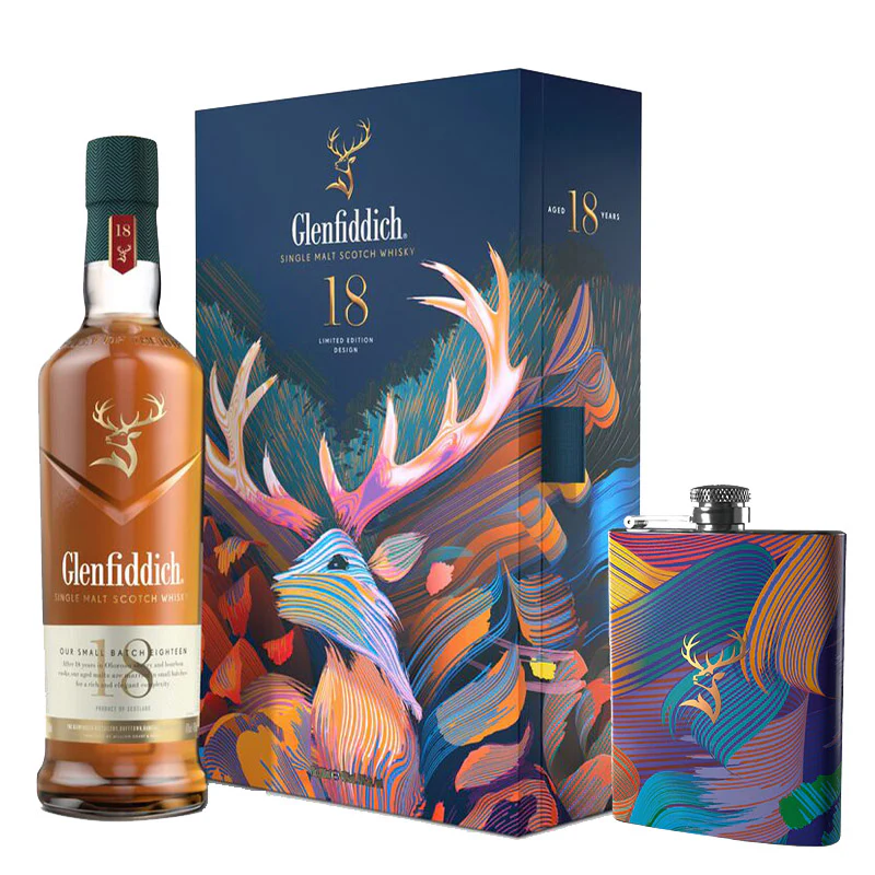 Glenfiddich 18 Year Single Malt Scotch Whisky700ml Giftset with Hipflask