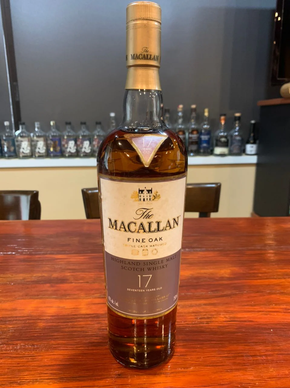 Macallan 17 Year Old Fine Oak ABV 40% 700ml (Discontinued - No Box, Bottle Label Tarnish and Not in Good Condition)
