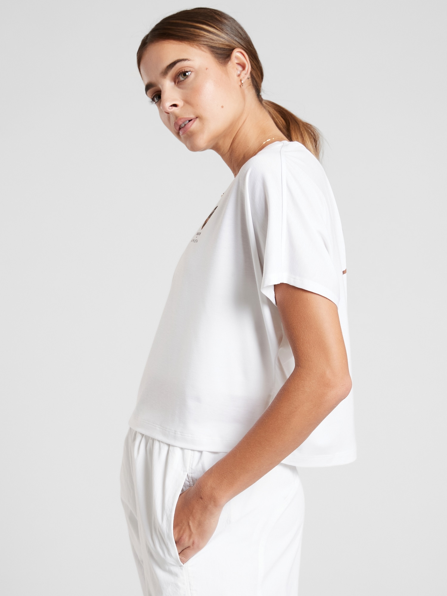 Essence Graphic Tee