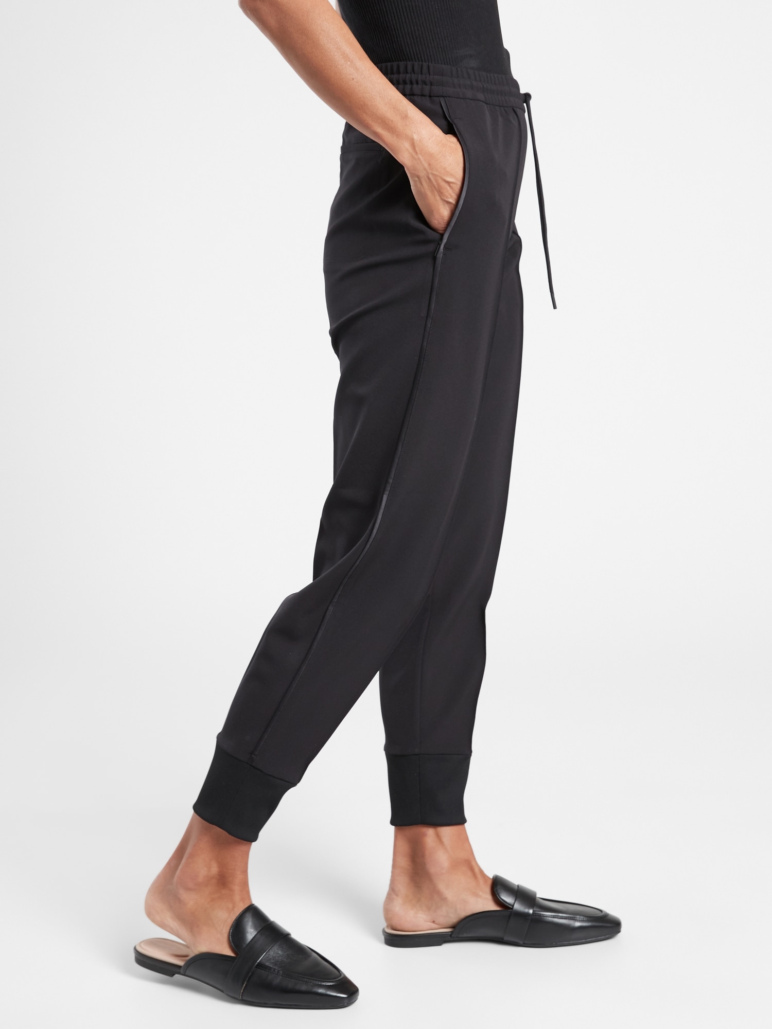 Endeavor Jogger