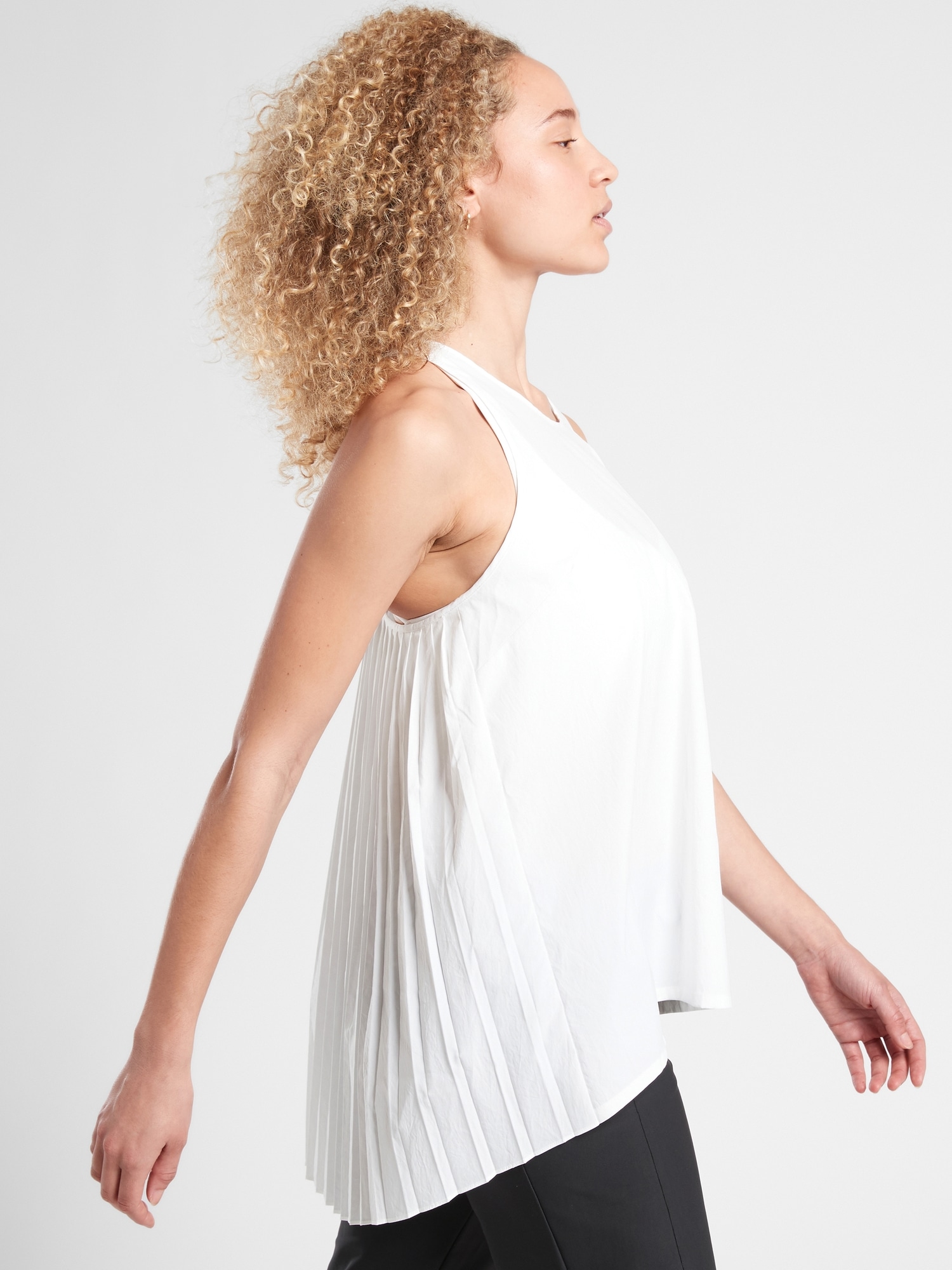 Sojourn Tank
