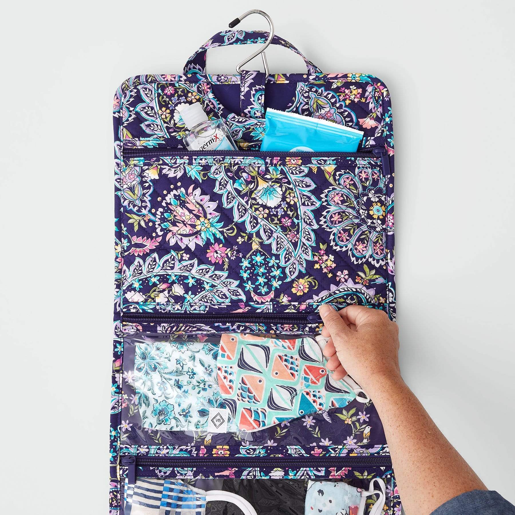 Hanging Travel Organizer