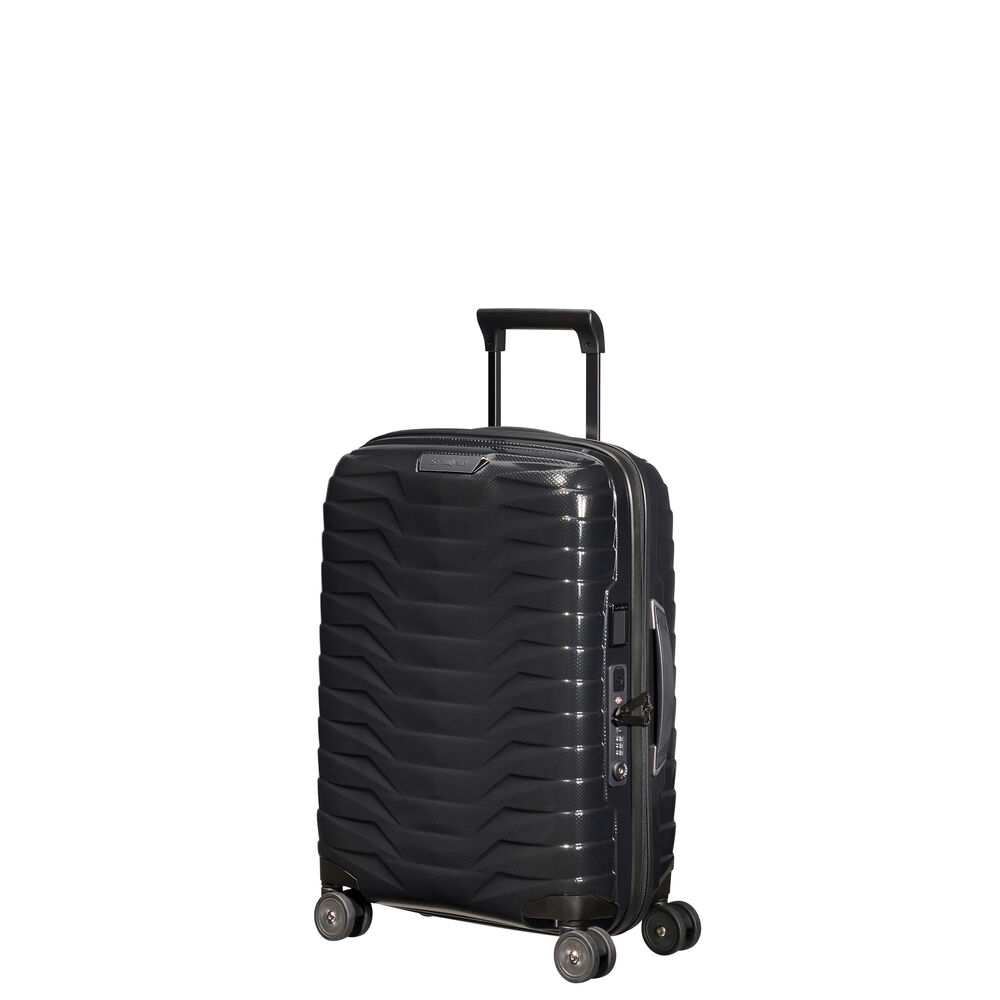 Proxis 22 x 14 x 9 Carry-On Spinner