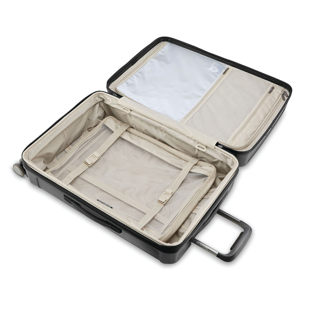 Silhouette 17 Large Hardside Spinner