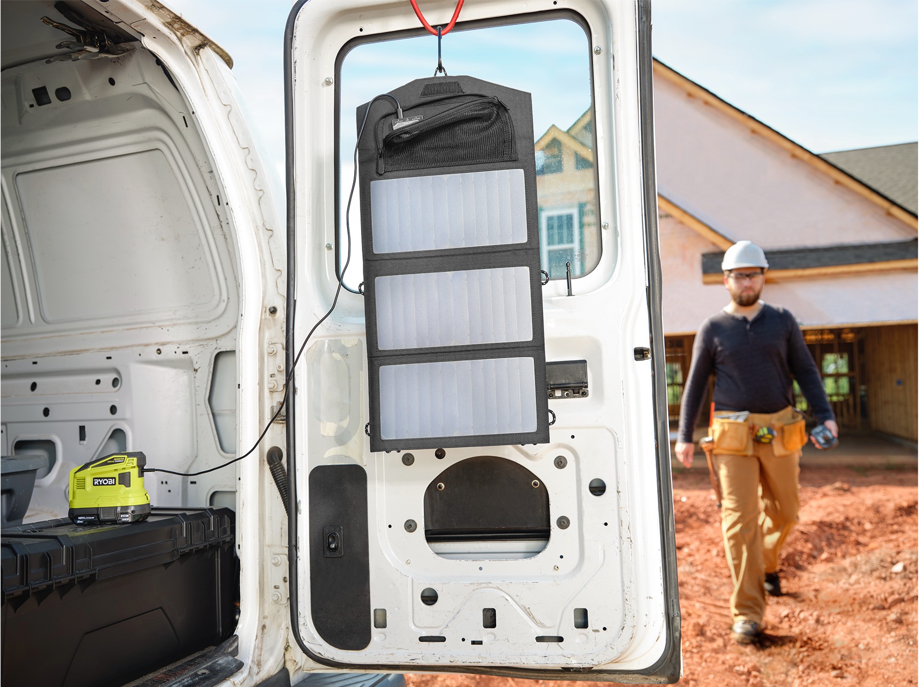 21W FOLDABLE SOLAR PANEL