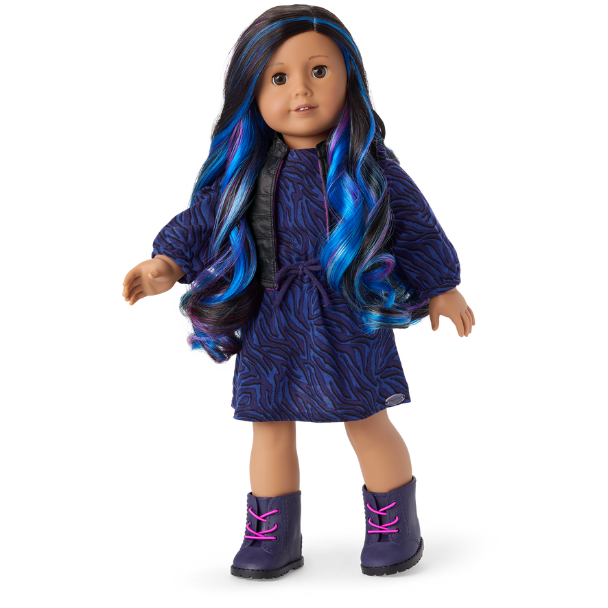 Truly Me™ Doll #92 + Seriously Stylish Accessories