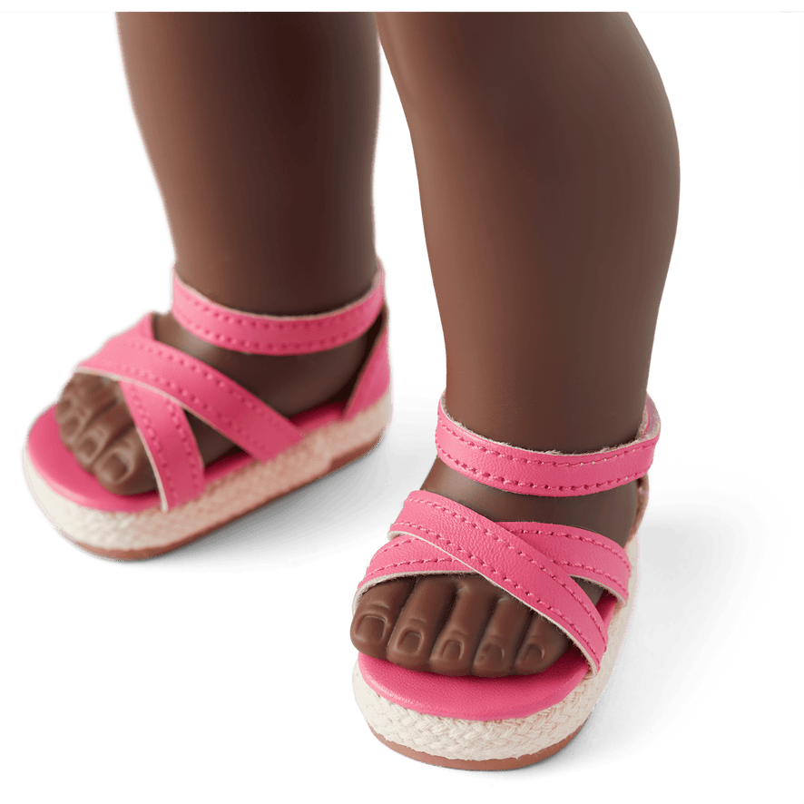 Truly Me™ 18-inch Doll #109 + Show Your Sweet Side Accessories