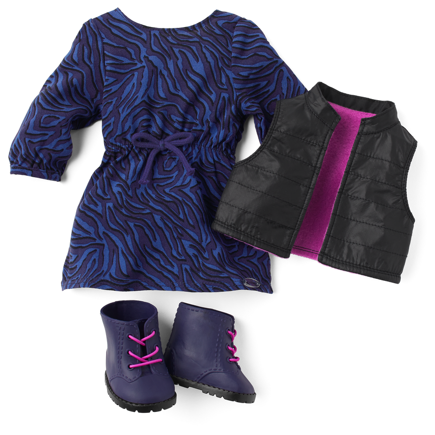 Truly Me™ Doll #92 + Seriously Stylish Accessories