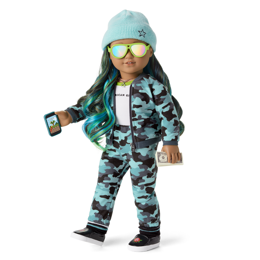 Truly Me™ Doll #89 in Cool Camo + Chic & Stylish Accessories