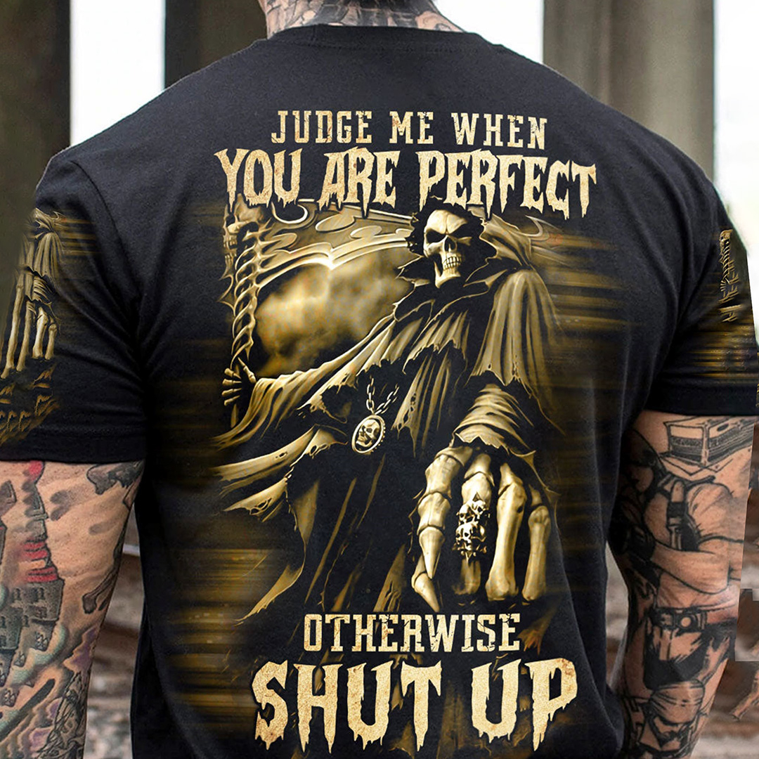 Judge Me When You're The Perfect Skull Men's Printed T-Shirt