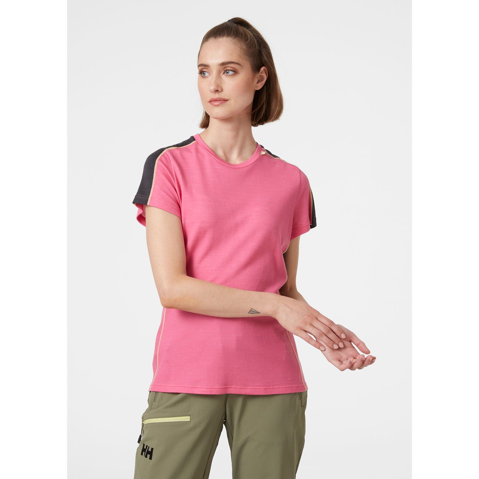 WOMEN'S LIFA&reg; MERINO LIGHTWEIGHT T-SHIRT