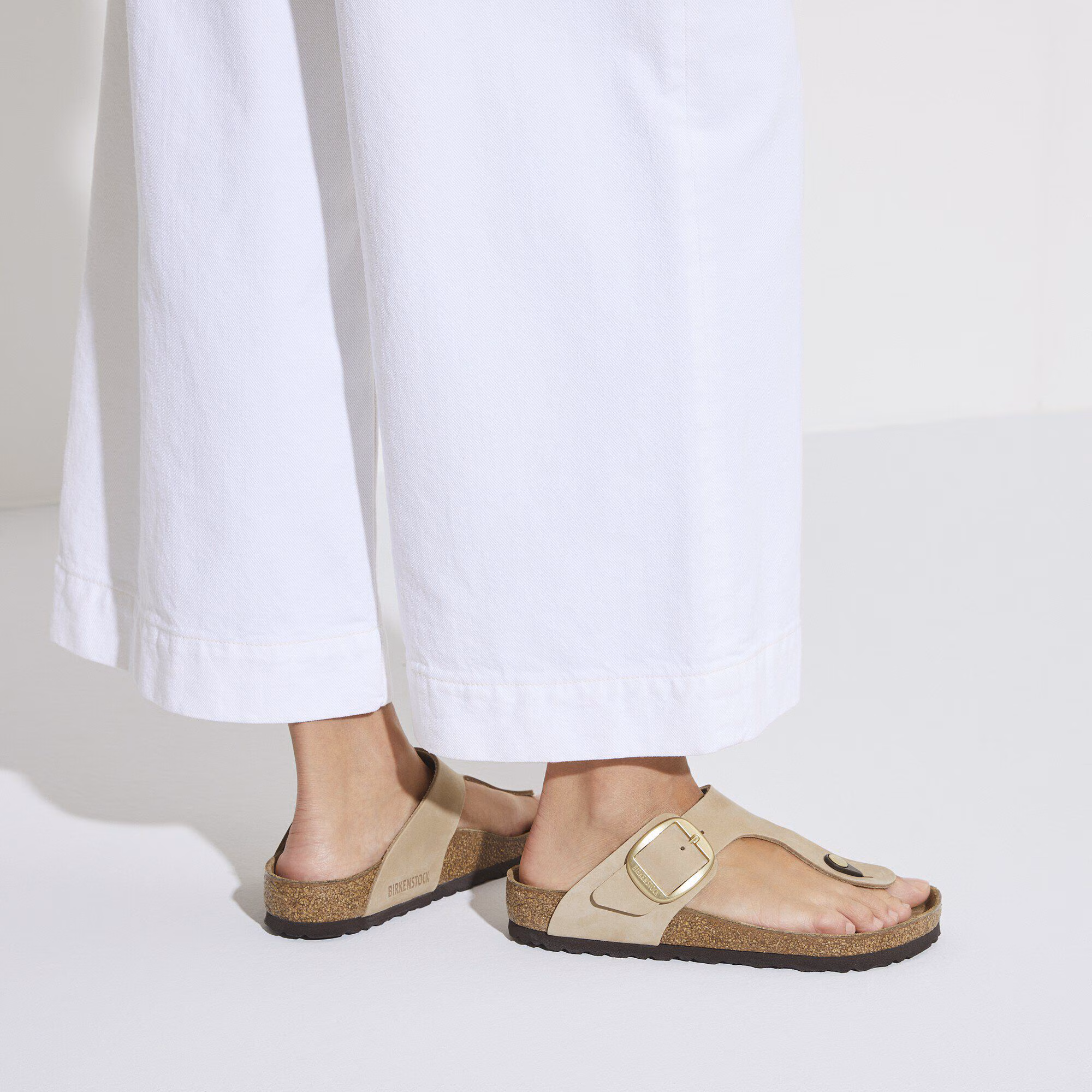 Gizeh Big Buckle Cuir nubuck - Sandcastle