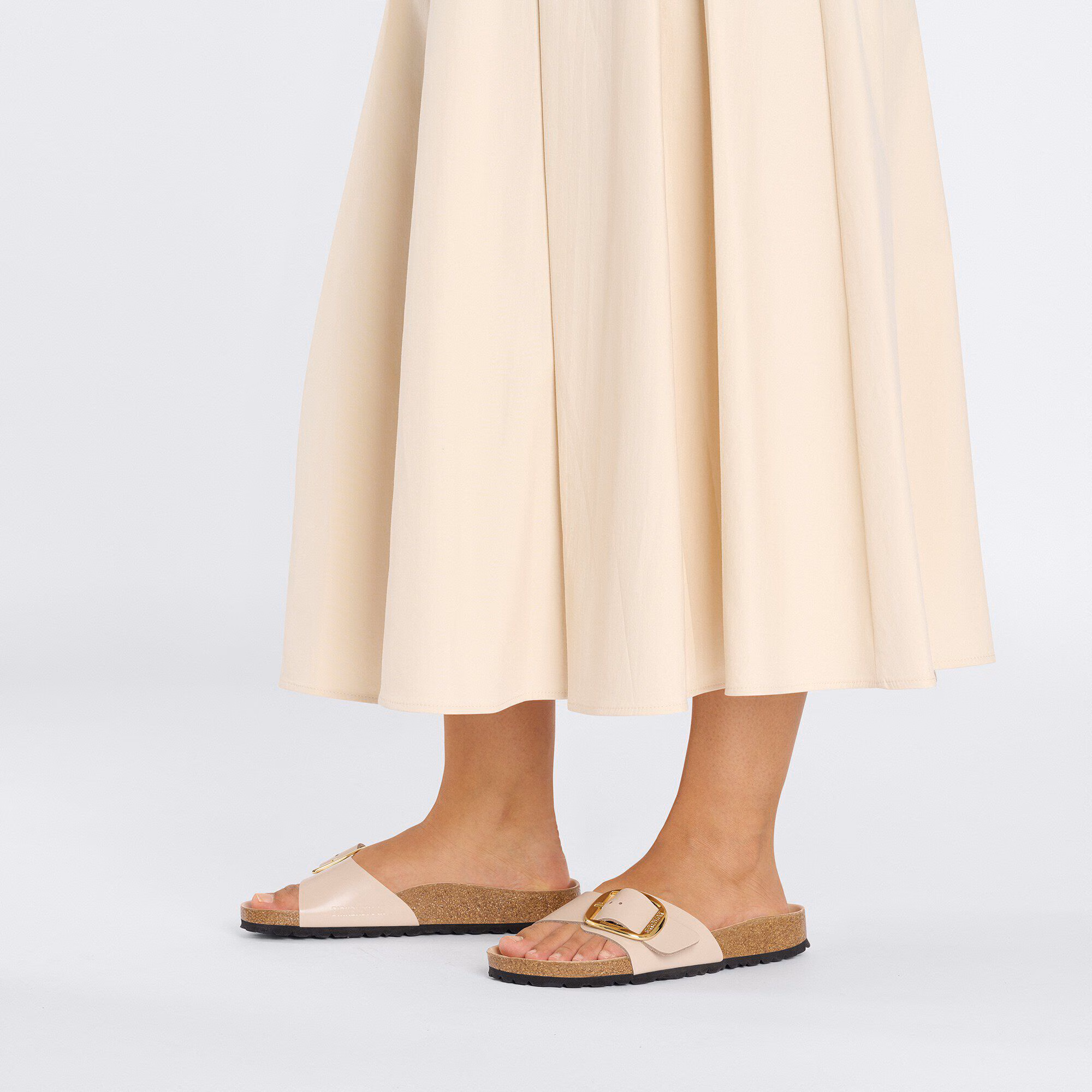 Madrid Big Buckle Cuir naturel verni - High-Shine New Beige