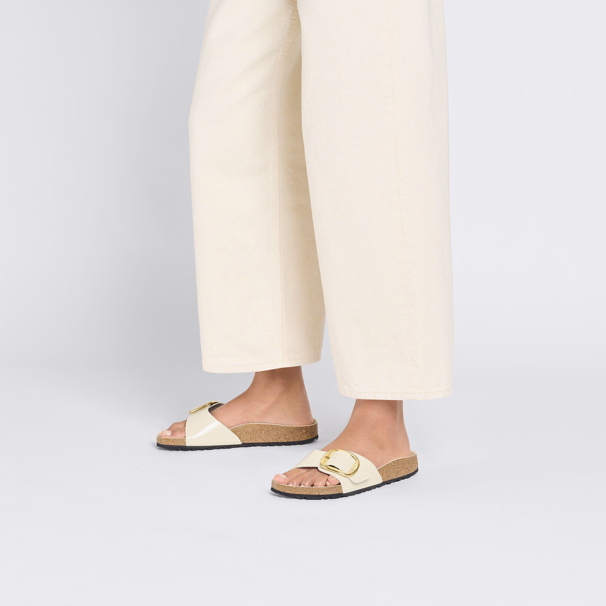 Madrid Big Buckle Cuir naturel verni - High-Shine Ecru