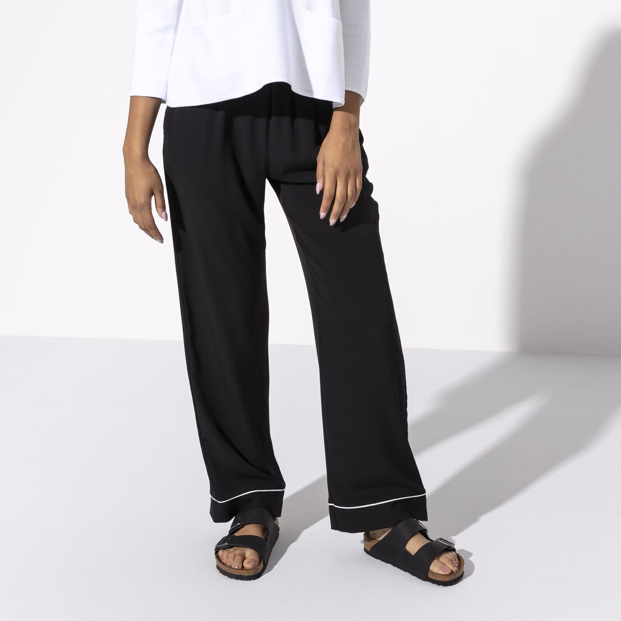 Arizona Lit de pied souple Cuir huilé - Black