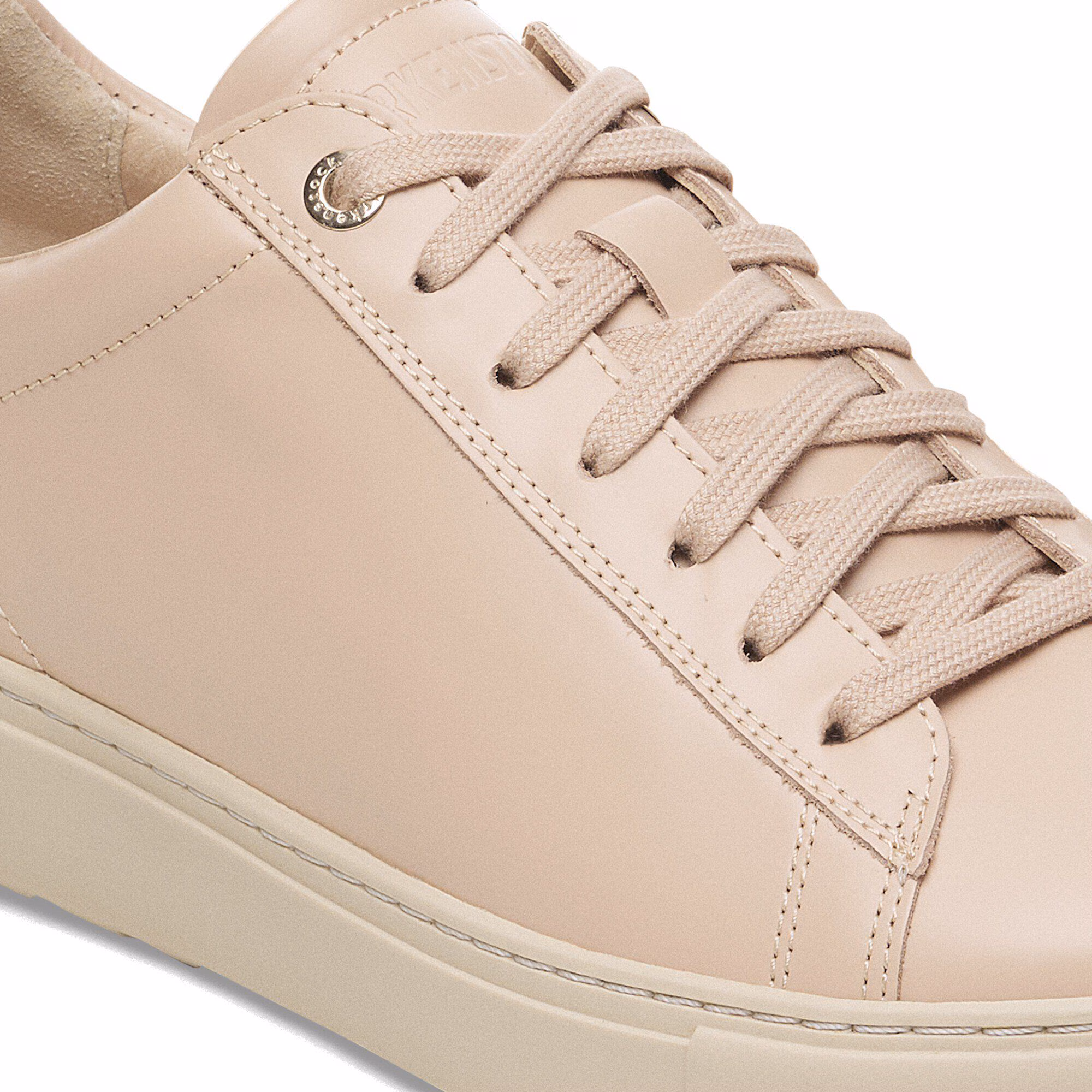 Bend Low Cuir naturel verni - New Beige