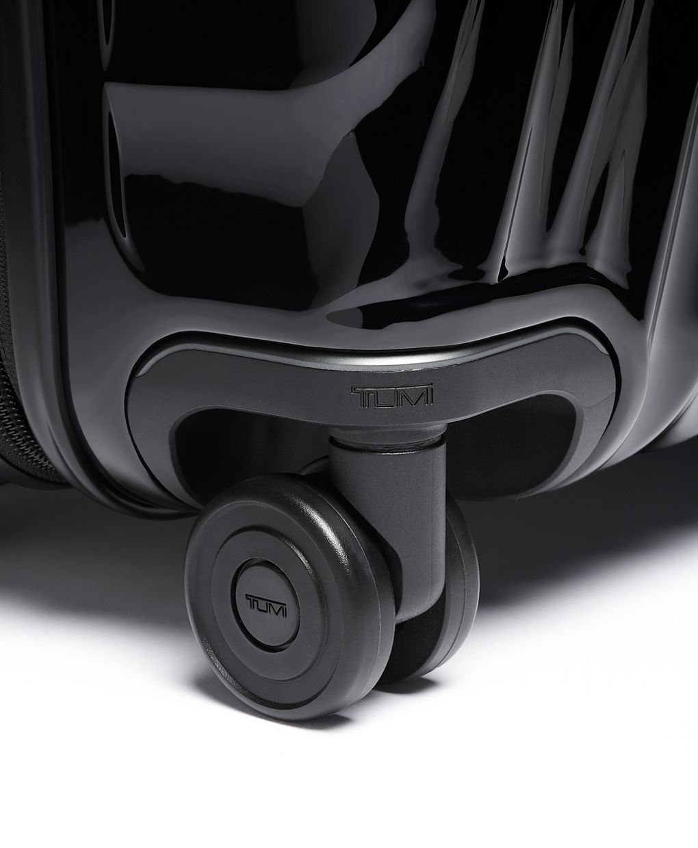 Continental Expandable 4 Wheeled Carry-On