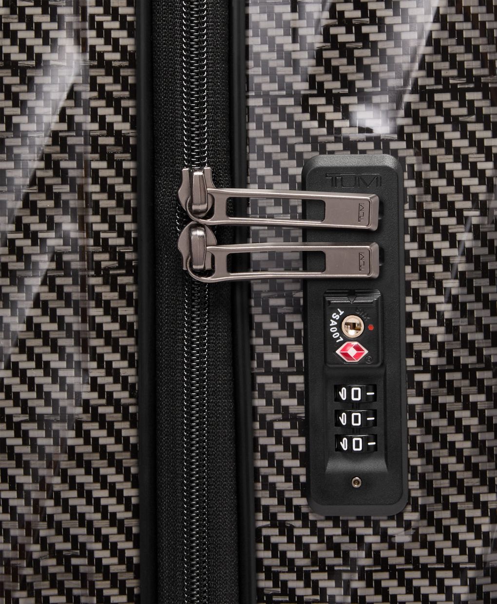 International 4 Wheeled Carry-On