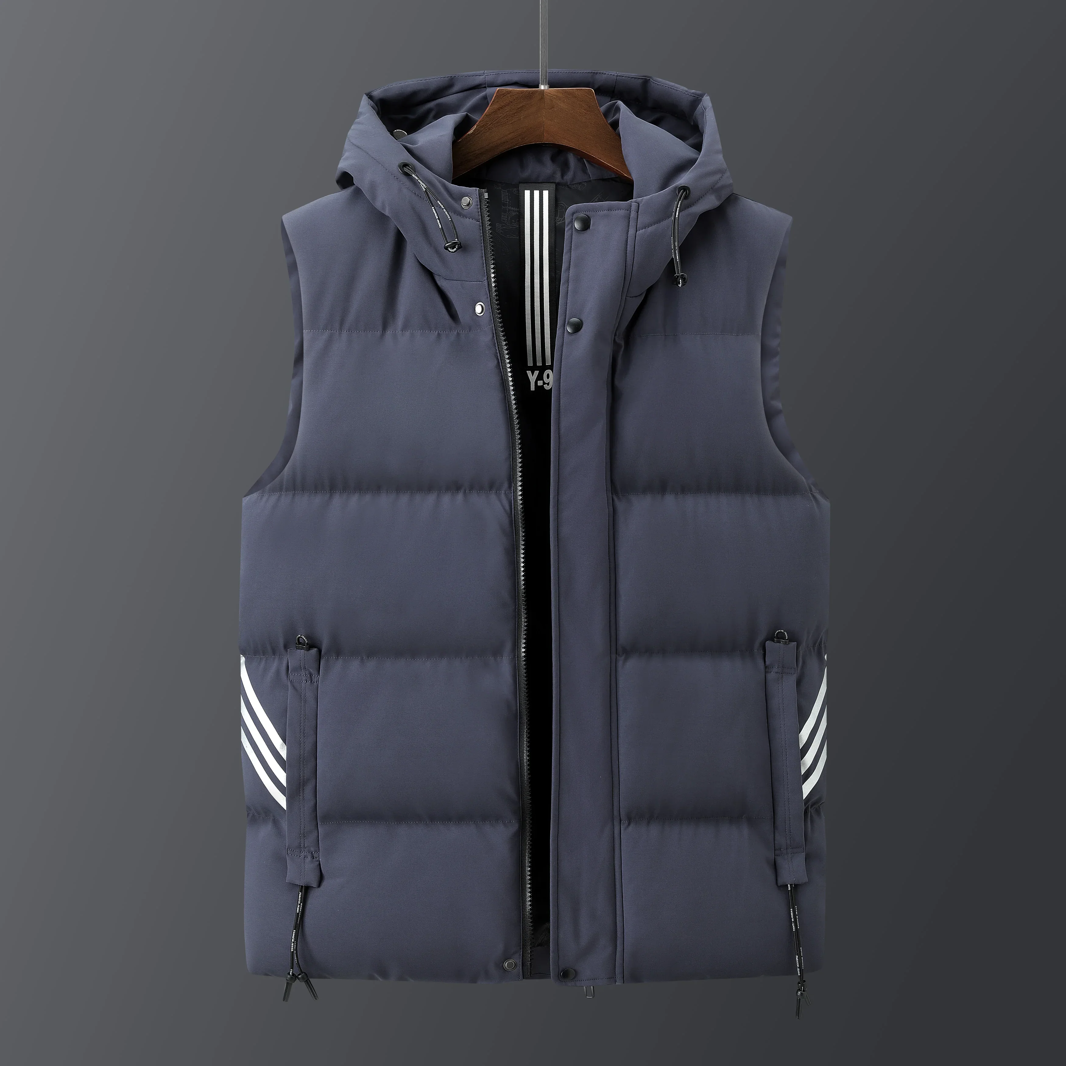 Zeno Vest