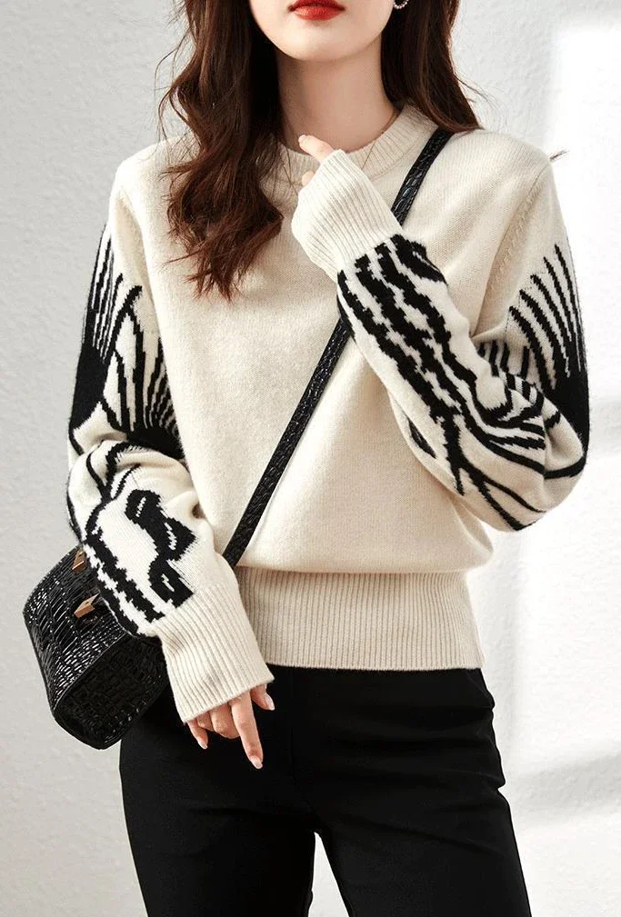 Zoey Graphic Sweater