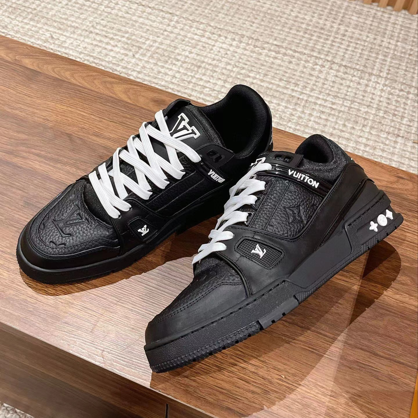 Louis Vuitton NIGO Flat-bottomed sneakers shoes