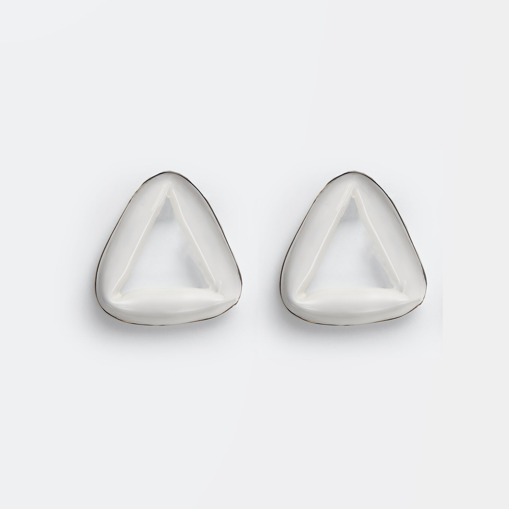 Bottega Veneta Triangle Enamel Earring Jewelry #nigo89157