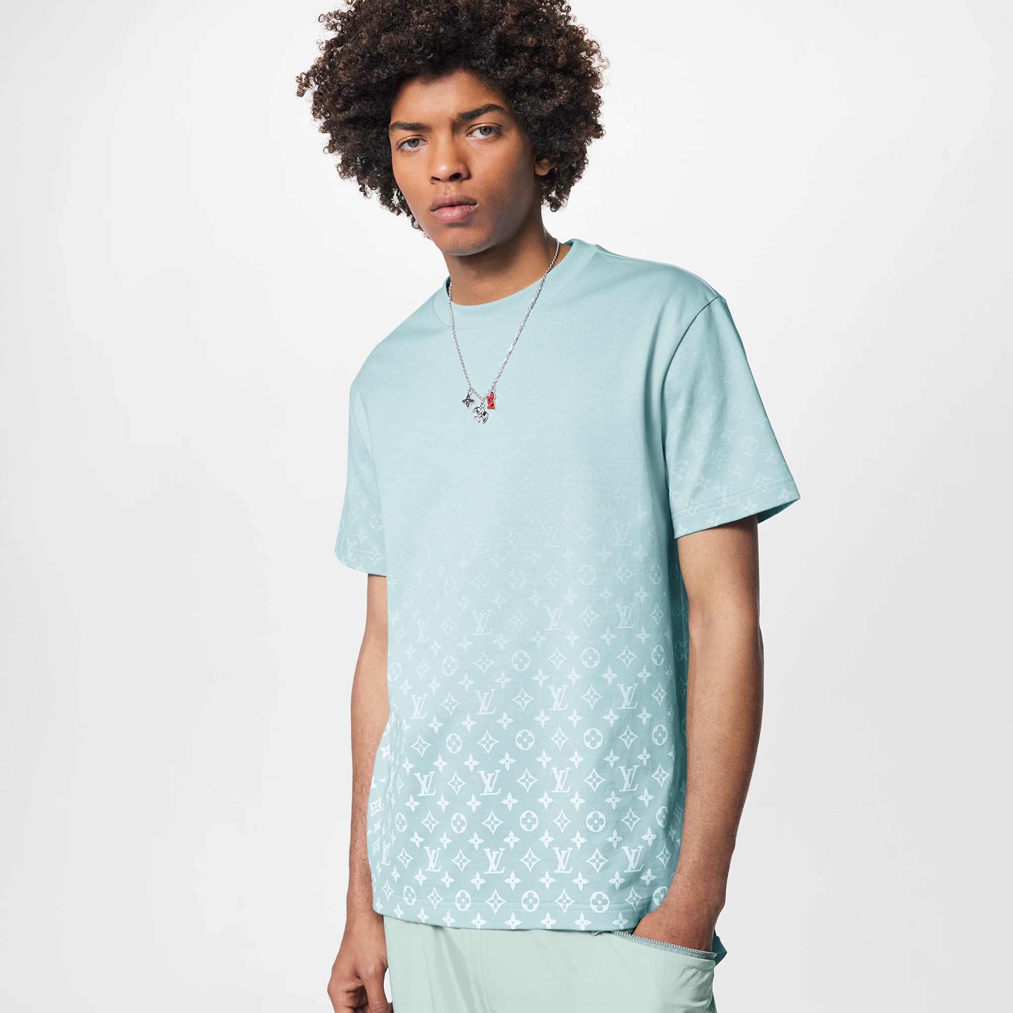 Louis Vuitton NIGO Man Light Blue Gradient Short Sleeve T-Shirt #nigo94227