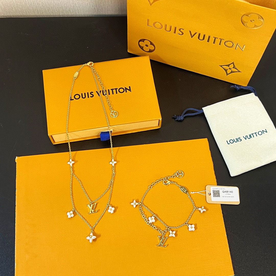 Louis Vuitton NIGO Gold Flower Decorative Necklace Bracelet Accessories #nigo84134