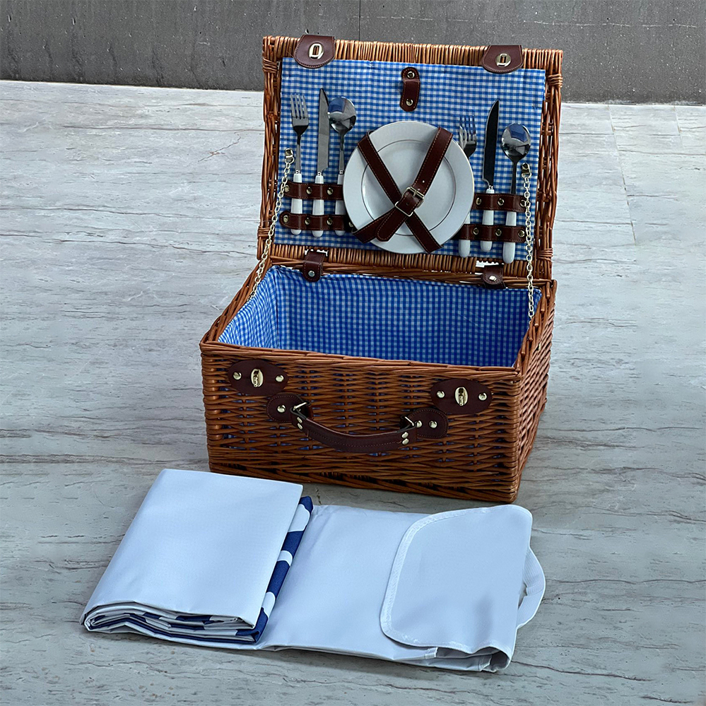 NIGO Picnic Set of 10 Picnic Baskets Ngvp Accessories #nigo5812